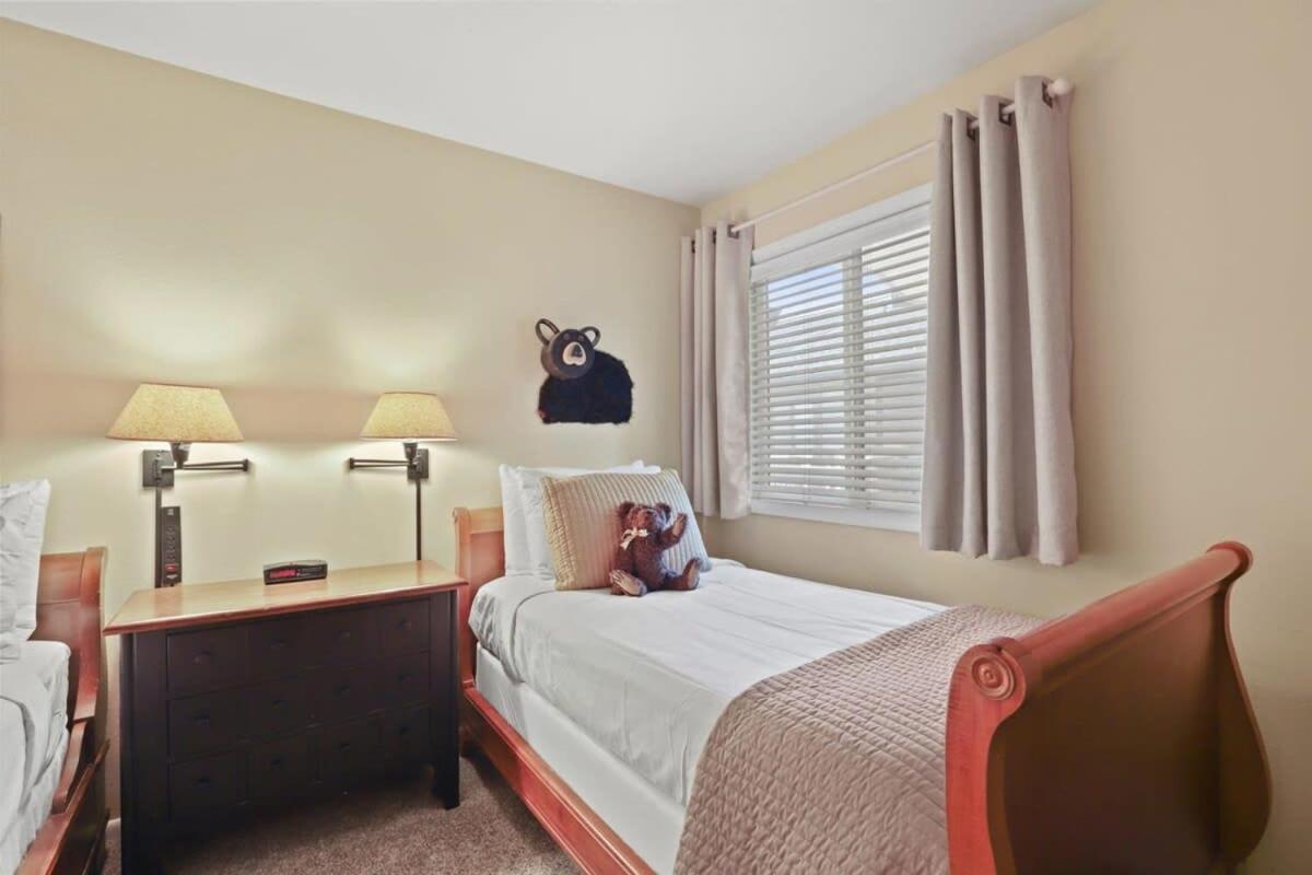 Charming 2Br Condo In The Heart Of เบรกเคนริดจ์ ภายนอก รูปภาพ